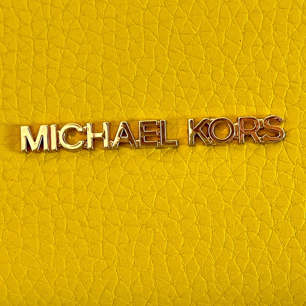Michael Kors Yellow Handbag - Picture 6 of 8